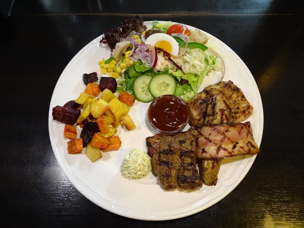 Cafe Restaurant 
