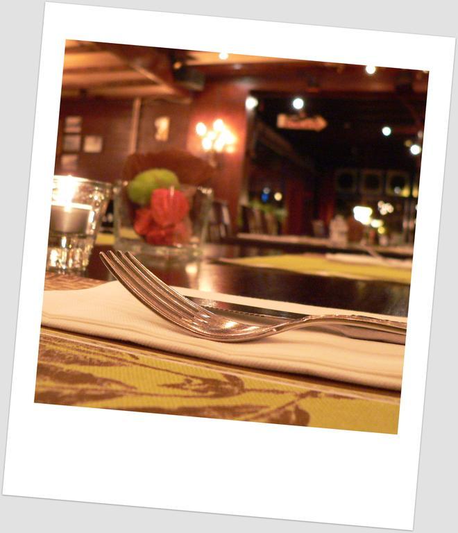 Cafe Restaurant 
